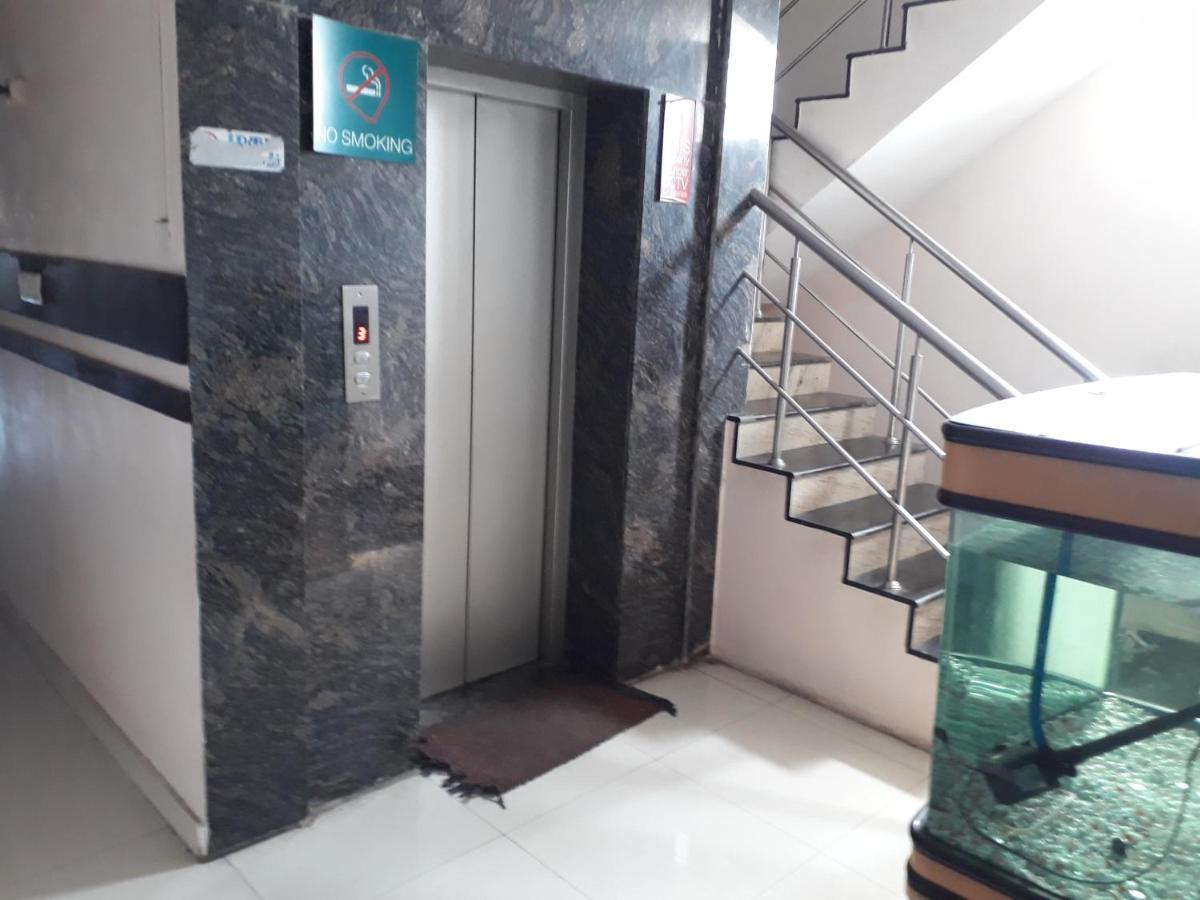 Hôtel Seaqueen Residency à Chennai Extérieur photo